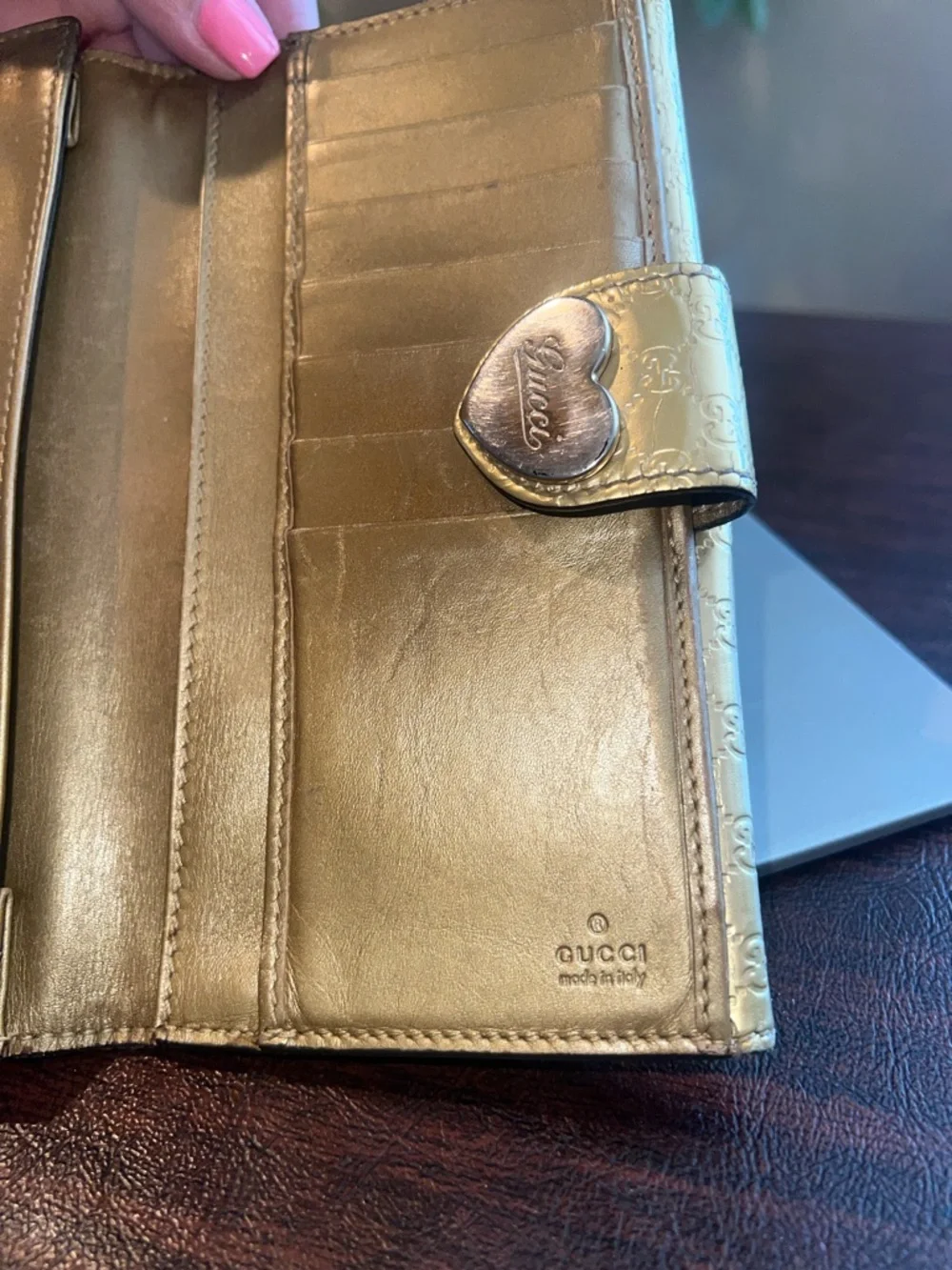 Gucci Gold Metallic Leather Chain Shoulder Clutch - Picture 3 of 7